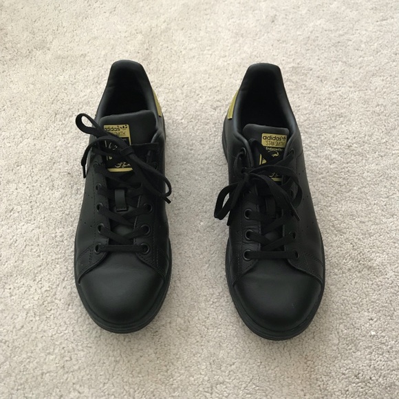 adidas stan smith black gold